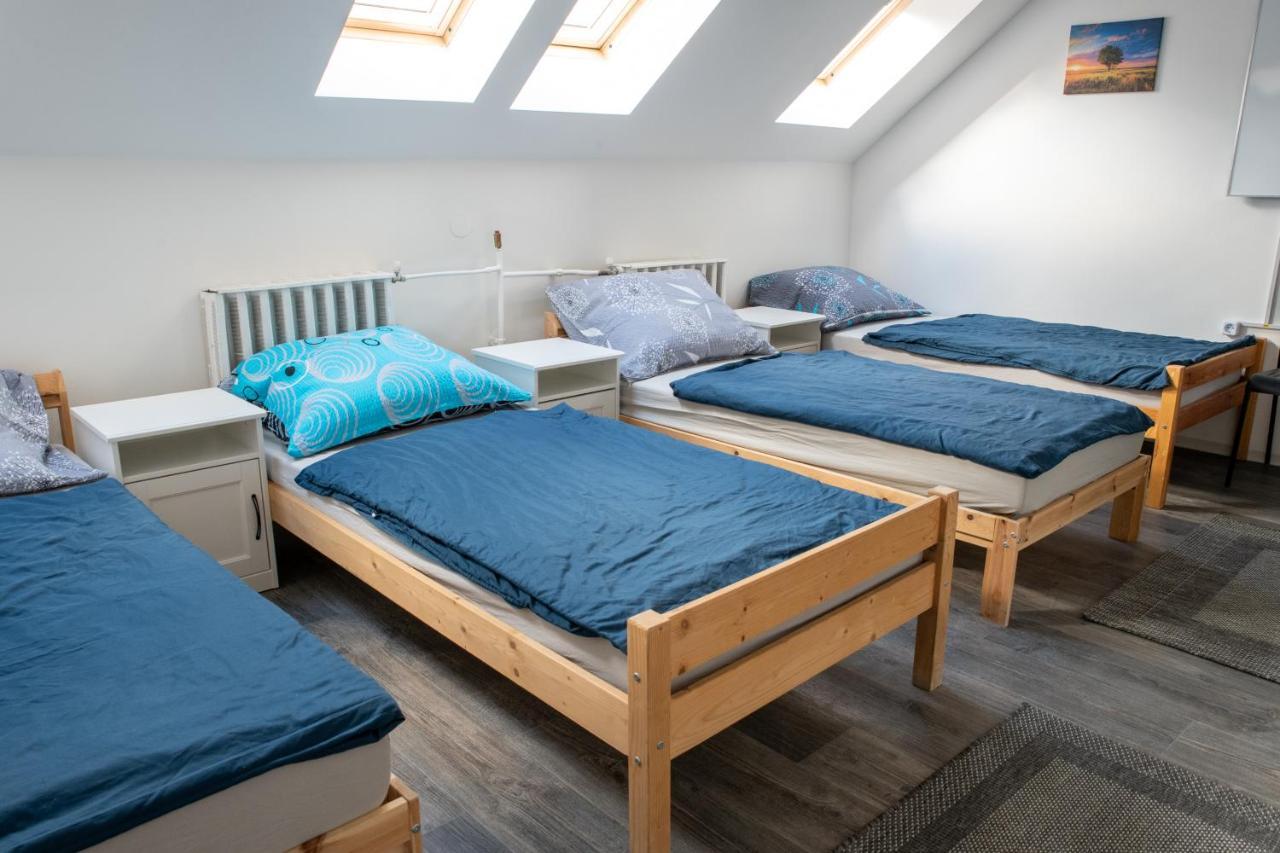 Kuelker Hostel ブダペスト エクステリア 写真